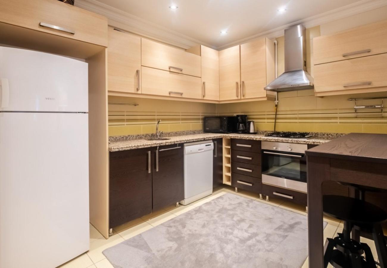 Exclusive Flat With Balcony In Nisantasi Apartment Istanbul Exterior foto